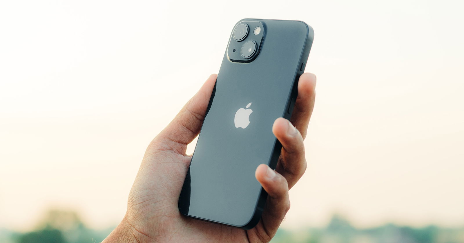 iPhone 13